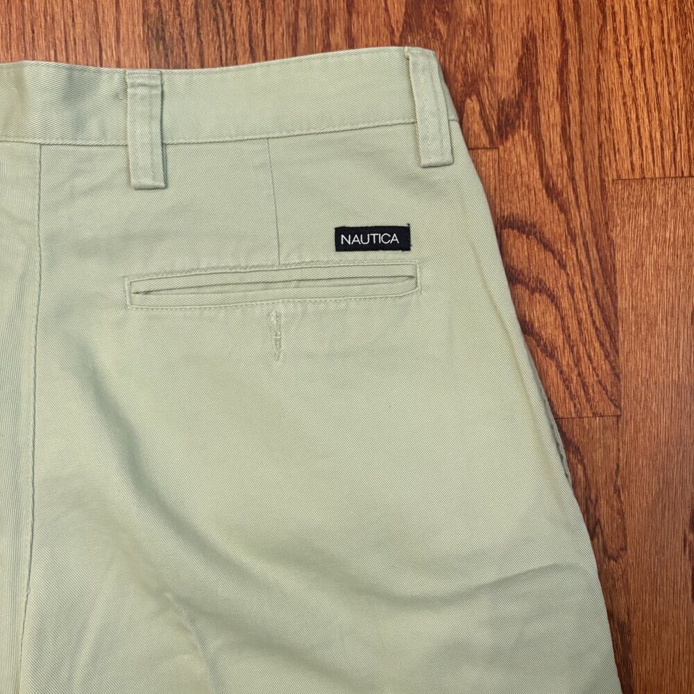NAUTICA Classic Fit Pleated Shorts Khaki Green Size 30W - Picture 5 of 5